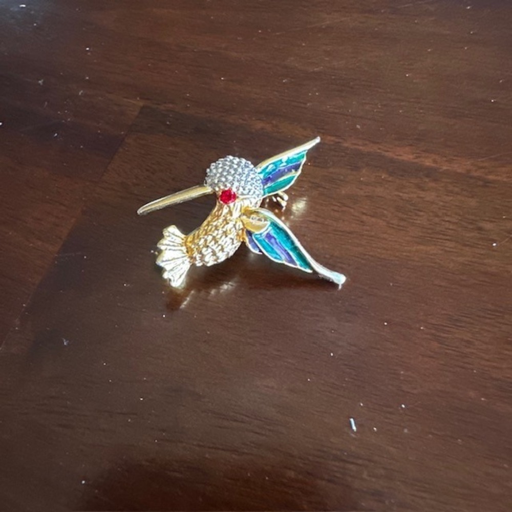 Vintage Hummingbird Brooch Gold Tone Enamel Rhinestone Bird Pin Green Purple 80s - Picture 2 of 4